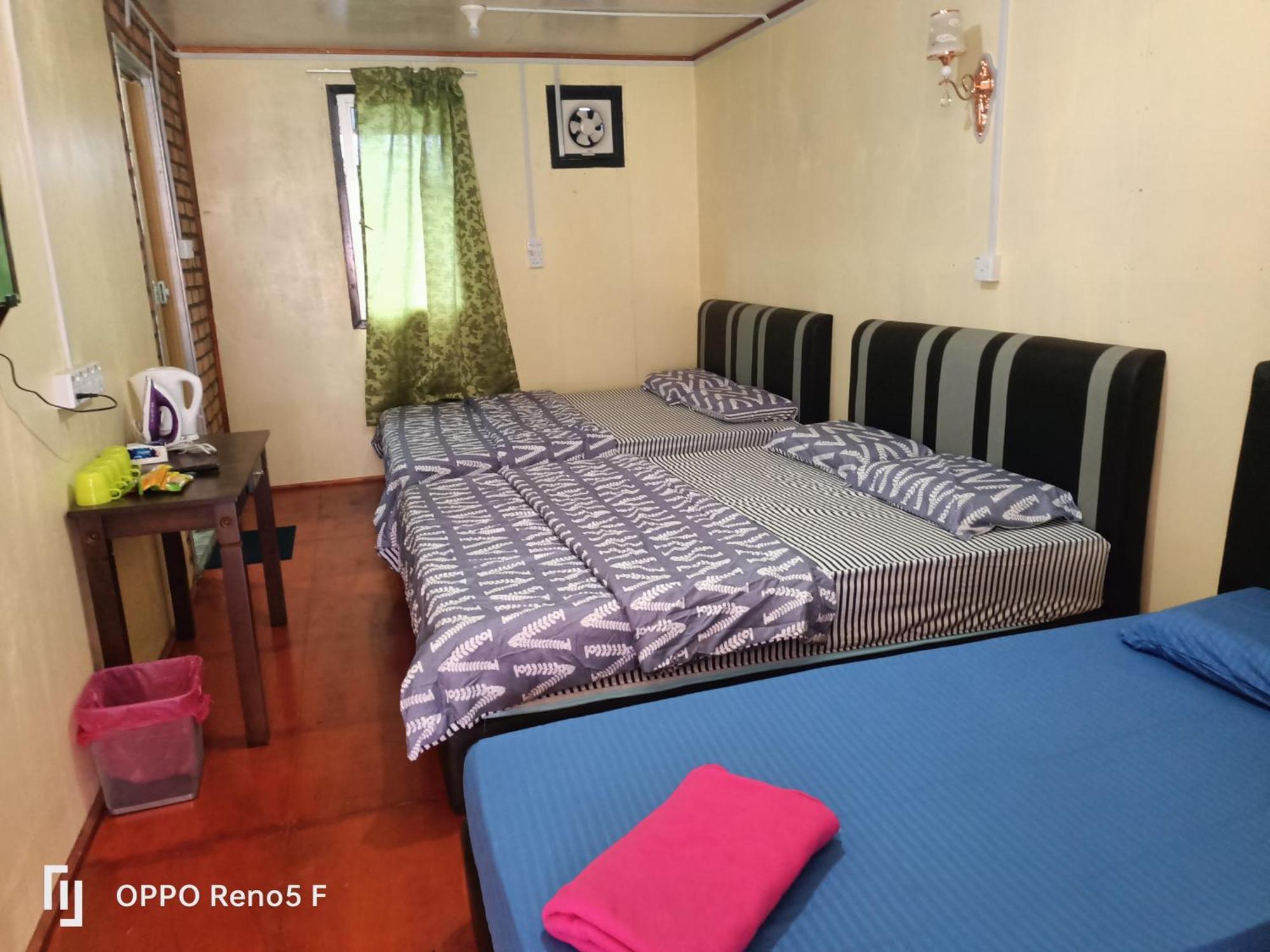 Strawberry Rest House Mesilou Kundasang Exterior photo