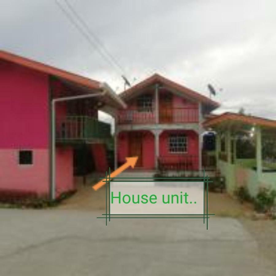 Strawberry Rest House Mesilou Kundasang Exterior photo